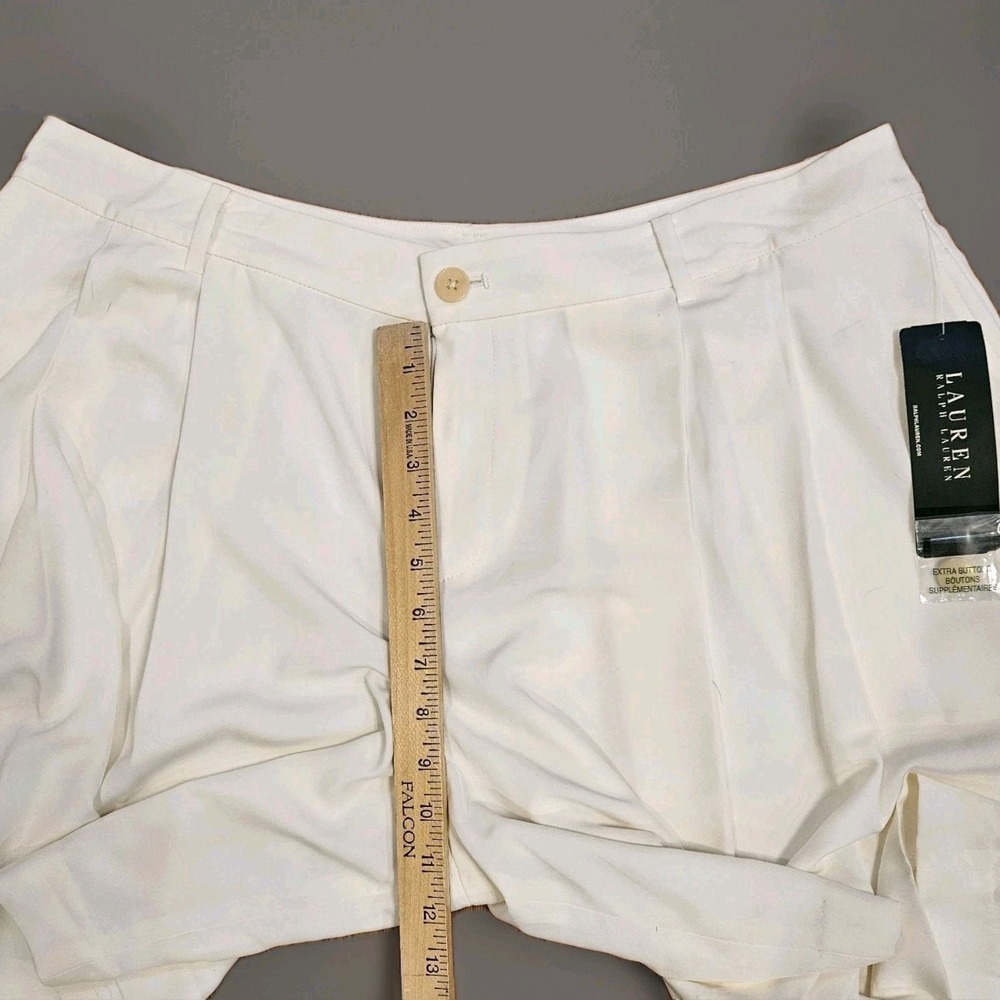 Lauren Ralph Lauren Pearl Short Sz 14 NWT Mid Lined Pleated Classic Coastal Chic - Picture 7 of 8